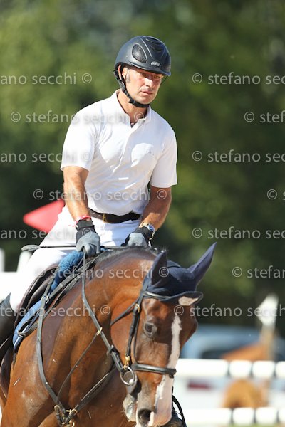 PAINI_TEN TEN_ECC_4ANNI_2011_SS3_9121.jpg